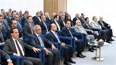 إطلاق بوابة وطنية لدعم الصادرات وتعزيز التجارة الخارجية