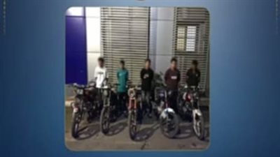 ضبط 5 طلاب بالمنوفية بعد نشر فيديو لاستعراض خطير بالدراجات النارية