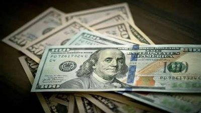 البنك الأهلي وبنك مصر يواصلان توفير السيولة الدولارية بأسعار مستقرة