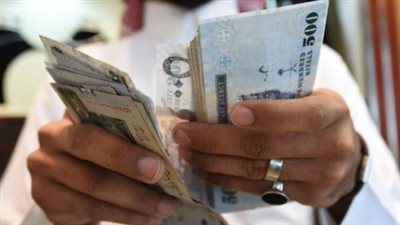 استقرار في تعاملات البنوك اليوم.. ما هو سعر الريال السعودي الآن؟