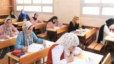 تفاصيل أداء 922 ألف طالب لاختبارات اللغة الأجنبية الثانية والاقتصاد اليوم