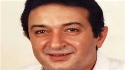 في ذكرى رحيل المخرج عاطف الطيب: رحلة الإبداع والواقعية مع نور الشريف