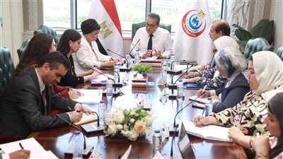 وزير الصحة واليونيسيف يبحثان تطوير برامج صحة الطفل