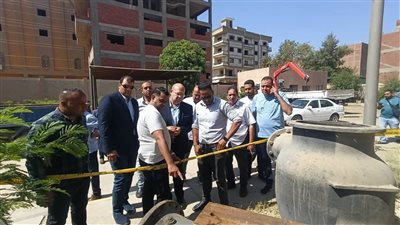 نائب محافظ الجيزة يتابع تطوير صرف بشتيل لمواجهة الطفوحات