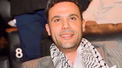 رسالة محمد إمام من أمام الكعبة تثير إعجاب متابعيه على إنستغرام