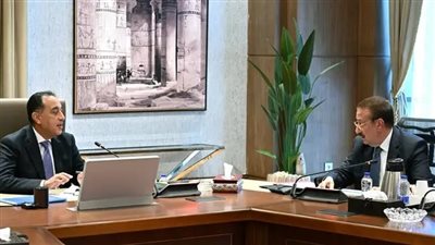 مدبولي يوجه وزارة الاستثمار بسرعة البت في عدد من الفرص الاستثمارية ببورسعيد 