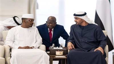 دفعاً لعلاقاتهما التاريخية.. رئيس دولة الإمارات يستقبل الرئيس التشادي في أبوظبي