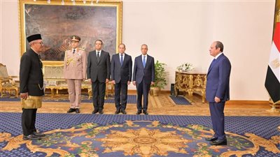 بالصور.. الرئيس عبد الفتاح  السيسي يتسلّم أوراق اعتماد سفير إندونيسيا الجديد لدى مصر