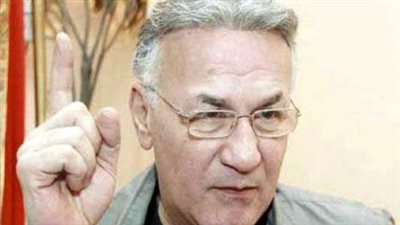 عزت أبو عوف.. 