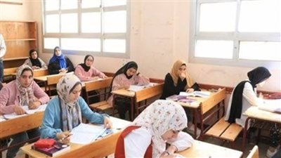 كيف تقرأ ورقة الامتحان؟ دليل مواصفات مادتي الكيمياء والجغرافيا للثانوية العامة