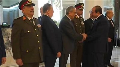 عمرو موسى يدعو لتنشيط الحياة السياسية: المجالس المحلية هي المدرسة الأولى للقيادة