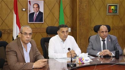 محافظ القليوبية يتابع امتحانات الثانوية العامة من غرفة العمليات
