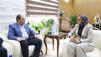 رئيس هيئة تنمية الصعيد ومحافظ الوادي الجديد يبحثان آفاق التنمية المستدامة في الصعيد