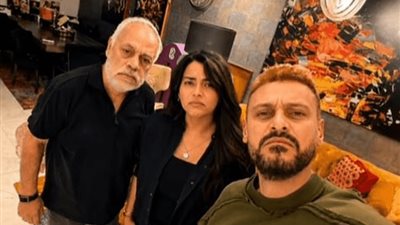 رامز جلال يوجه رسالة ودية إلى أسماء جلال: 