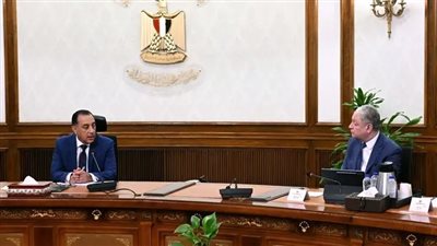 رئيس الوزراء يتابع الاستعدادات الجارية لبدء المرحلة الثانية من مبادرة