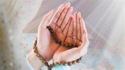 أفضل صيغ دعاء الصباح لجلب الرزق وتيسير الأمور في بداية يوم جديد