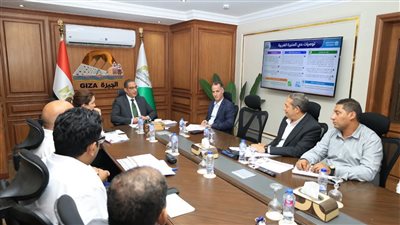 محافظ الجيزة يتابع تطوير المنيرة الغربية ويعجل سوق البراجيل