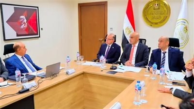 شراكة حكومية بين التعليم والاستثمار والعمل  والقطاع الخاص لخلق جيل جديد لدعم الصناعة 