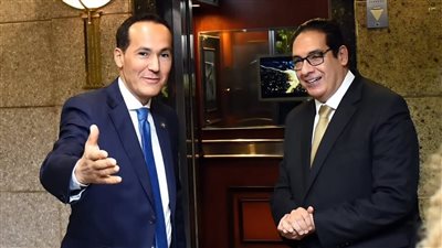 جامعة القاهرة والهيئة العامة للاستثمار تبحثان بروتوكولًا تعاونيا لدعم التحول الرقمي