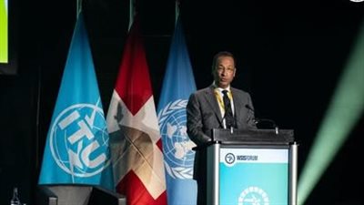 وزير الاتصالات: الذكاء الاصطناعي يجب أن يظل متمحورًا حول الإنسان
