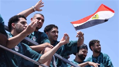 عاجل.. لاعبو منتخب مصر للرئيس السيسى: سنبذل قصارى جهدنا للبناء على إنجاز كأس العالم