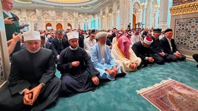 مفتي الجمهورية يؤدي صلاة الجمعة بمسجد الإمام البخاري بمدينة سمرقند خلال زيارته الرسمية إلى جمهورية أوزبكستان