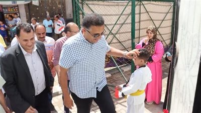  «حياة كريمة» في القليوبية.. المحافظ يتفقد مراكز الشباب ويوجه بسرعة دخولها الخدمة