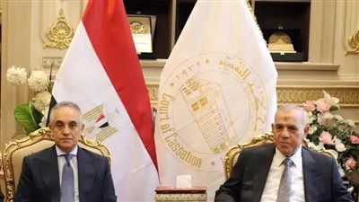 وزير العدل يهنئ مجلس القضاء الأعلى بتشكيله الجديد