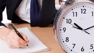 الاستعداد لليوم الفاصل: كيف يتم تغيير الساعة في مصر؟
