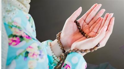 كلمات تريح القلب.. دعاء الصباح لجلب السعادة والسكينة
