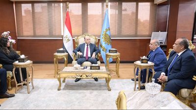 محافظ الغربية يعزز التعاون مع البنك الزراعي لدعم المزارعين