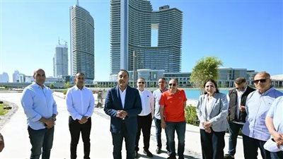 رئيس الوزراء يتفقد طريق البوليفارد والمركز التكنولوجي لهيئة المجتمعات العمرانية ومنطقة الأبراج الشاطئية