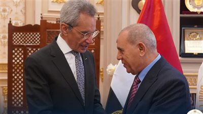 وزير شئون المجالس النيابية يهنئ رئيس محكمة النقض بتوليه منصبه الجديد