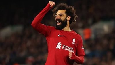 هتافات باسم محمد صلاح توقف تقديم تروسارد في بشكتاش.. هل تقترب الصفقة؟
