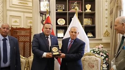 رئيس الهيئة الوطنية للانتخابات يهنئ رئيس محكمة النقض بتوليه رئاسة مجلس القضاء الأعلى