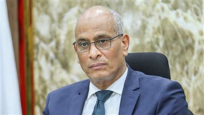 محافظ كفرالشيخ: إزالة 16 إعلانًا مخالفًا بمدينة بيلا