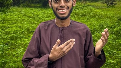 سبب وفاة فياض الكندي.. كيف أنهى المرض الوراثي رحلة صانع المحتوى العماني؟