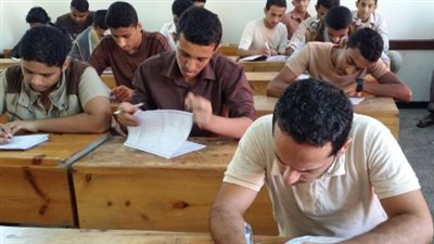 ترقب حذر بين الأسر المصرية لموعد إعلان أوائل وسير نتائج امتحانات الثانوية العامة