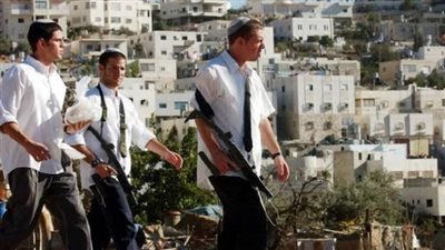 مقتل فلسطينيين اثنين برصاص المستوطنين الإسرائيليين خلال هجوم واسع على قرية دير جرير شرق رام الله