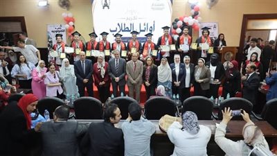 3000 فرصة عمل و75 مشروعًا ابتكاريًا.. نجاح أول ملتقى توظيف بالكلية التكنولوجية بالمطرية