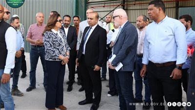 وزيرة التنمية المحلية تتفقد مدينة معالجة المخلفات بالعاشر من رمضان
