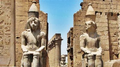 تأشيرة إلكترونية جديدة للسائحين.. الحكومة تكشف تفاصيل خطة تسهيل دخول الزوار 