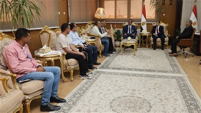 رئيس جامعة قنا يبحث مع الهيئة العامة لتعليم الكبار تعزيز التعاون 