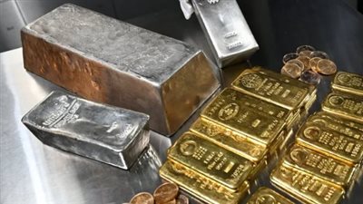 أسعار الذهب العالمية تقفز لأعلى مستوى في أسبوعين.. ترقب قرار الفيدرالي يدعم المعدن النفيس