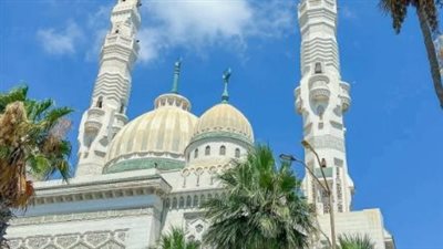 موعد أذان العشاء اليوم في بورسعيد الأربعاء 22 يوليو 2026 ومواقيت الصلاة كاملة