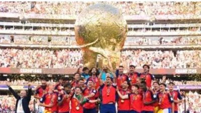 وداع جيل الأساطير.. 11 نجمًا ينهون مسيرتهم الدولية بعد كأس العالم 2026 ويطوون صفحة تاريخية في كرة القدم