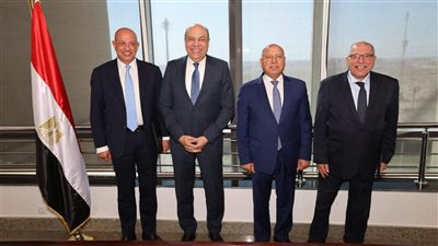 توقيع بروتوكول لرفع كفاءة وصيانة الممرات الرئيسية والخدمية والطرق الداخلية بالمطارات