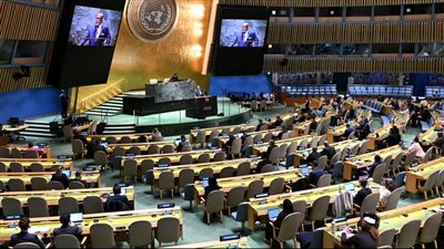 قرار يدعم طلب فلسطين للحصول على عضوية كاملة بالأمم المتحدة ويوصي مجلس الأمن بإعادة النظر في الطلب و يحدد طرقا لإعمال حقوق وامتيازات إضافية