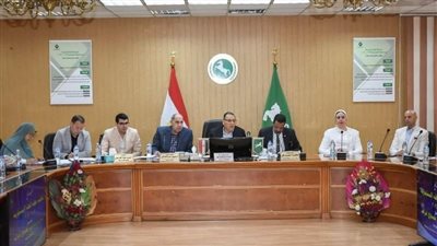 محافظ الشرقية يتابع معدلات تنفيذ مشروعات الخطة الإستثمارية للعام2023 / 2024 م