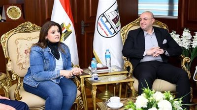 وزيرة الهجرة تصل بني سويف لبدء جولة بالمحافظة 